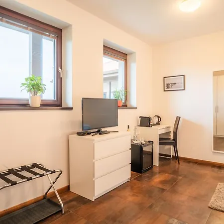 Restaurace&rooms Na Jitrách Penzion 3*