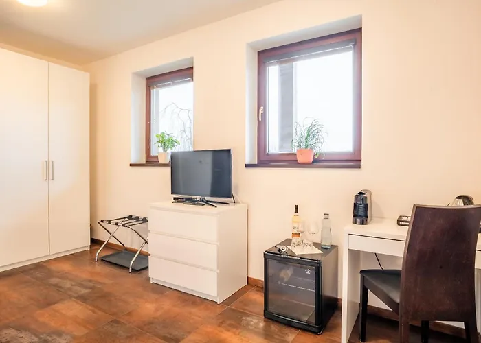 & Restaurace Na Jitrach