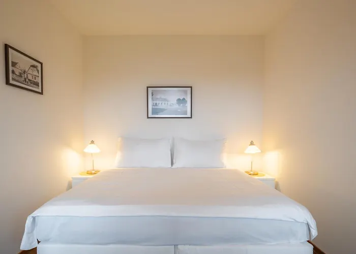 Гостевой дом & Restaurace Na Jitrach Semice